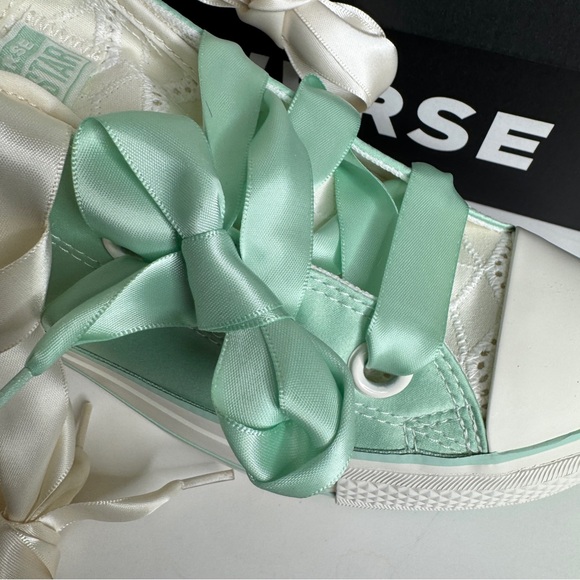 Chuck Taylor Converse Women Sz 7 Aloe Green Matte All Star Lift Platform shoe - Picture 4 of 10